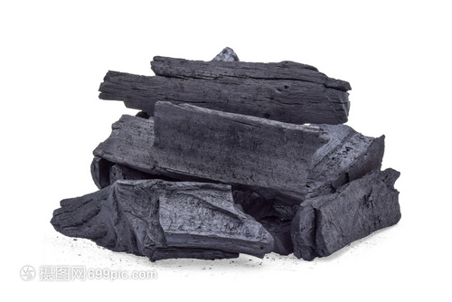 白背景與世隔絕的天然木炭