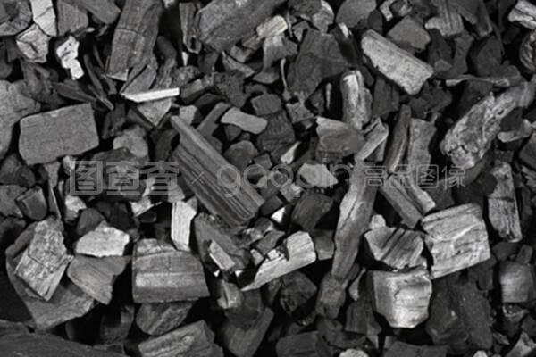 木炭與薪柴銷售 傳統能源的市場現狀與前景